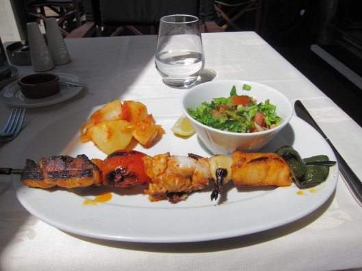 Delicious fish brochette platter at Le Janissaire, near métro Daumesnil.